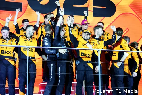 mclaren-gp-singapore-2025-zondag-constructeurs-kampioen-4