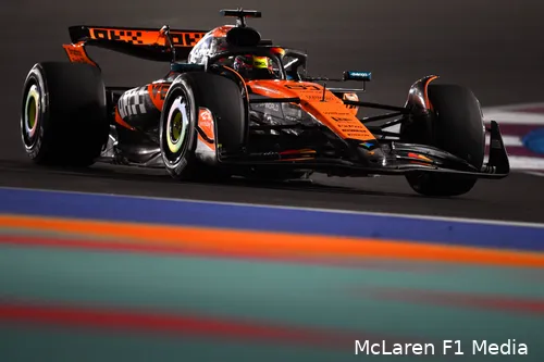 oscar-piastri-mclaren-2025-gp-qatar-vrijdag-6