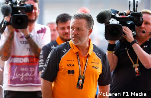zak-brown-mclaren-2025-gp-qatar-vrijdag