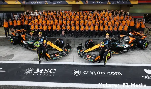 lando-norris-oscar-piastri-mclaren-abudhabi-vrijdag