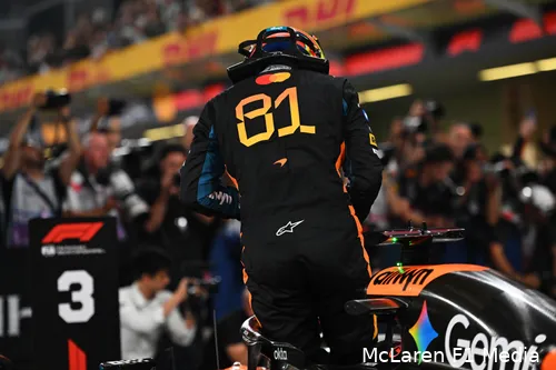 oscar-piastri-mclaren-gp-abu-dhabi-2025-zaterdag-3