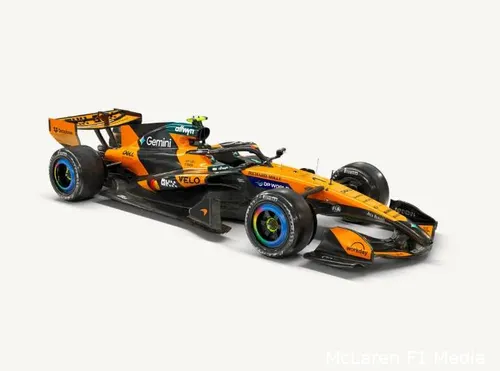 McLaren-MCL40-3