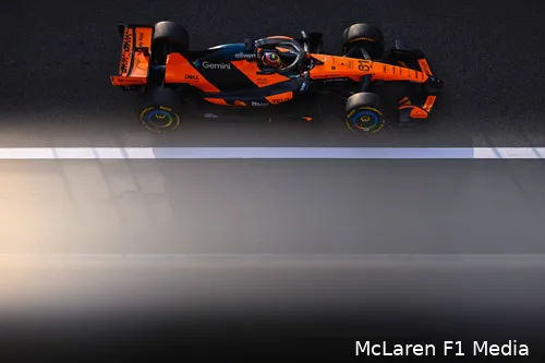 mclaren-oscar-piastri-bahrein-testdagen-dag-3-3
