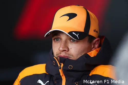 lando-norris-mclaren-china-zaterdag-2026