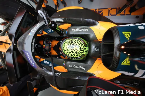lando-norris-mclaren-gp-china-2026-vrijdag-14