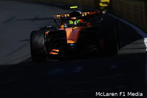lando-norris-mclaren-vrijdag-australie (6)