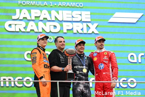oscar-piastri-mclaren-charles-leclerc-ferrari-mercedes-andrea-kimi-antonelli-gp-japan-2026-zondag-podium-4