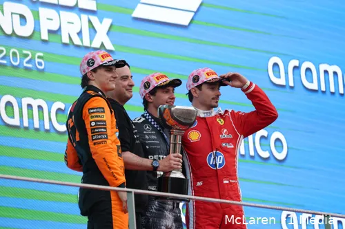 oscar-piastri-mclaren-charles-leclerc-ferrari-mercedes-andrea-kimi-antonelli-gp-japan-2026-zondag-podium