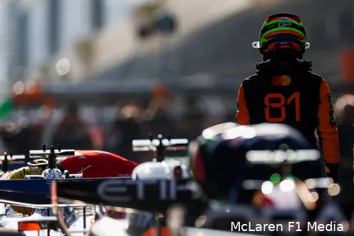 oscar-piastri-mclaren-gp-china-2026-vrijdag-4