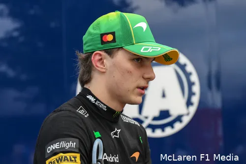 oscar-piastri-mclaren-zaterdag-australie (16)