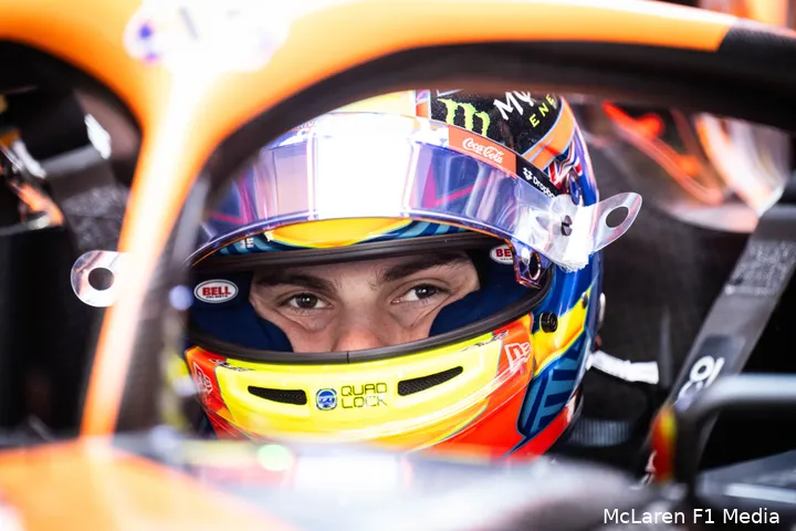 oscar piastri mclaren vrijdag japan