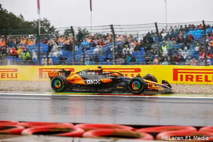 lando norris mcl38 mclaren regen spa belgie 2024 13