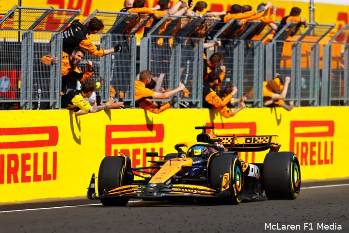 oscar piastri win hongarije 2024 mclaren