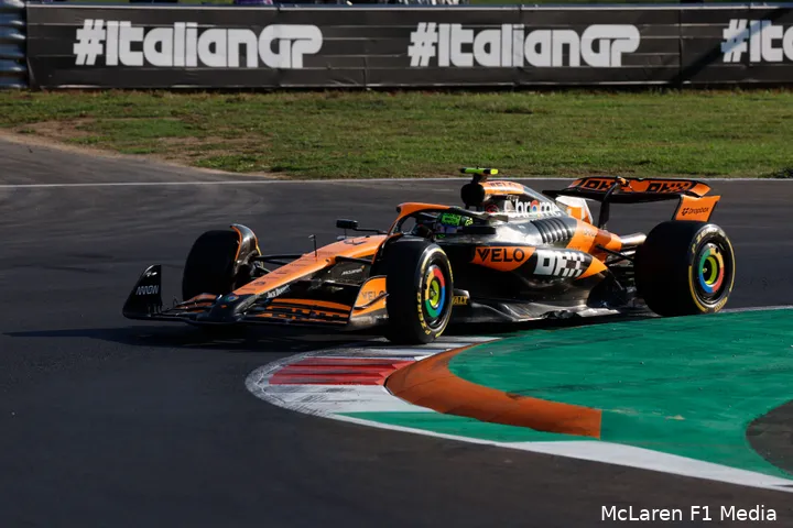 <i>Norris hoopt dit weekend weer in te lopen op Verstappen.</i>