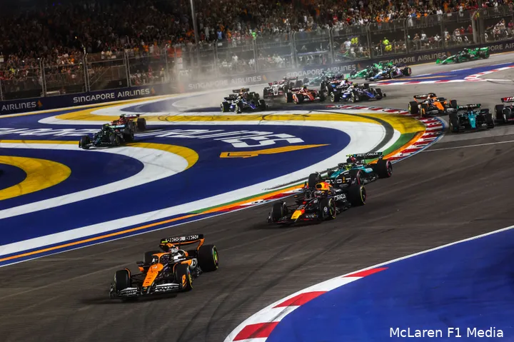 mclaren lando norris max verstappen lewis hamilton george russell singapore gp zondag 2024