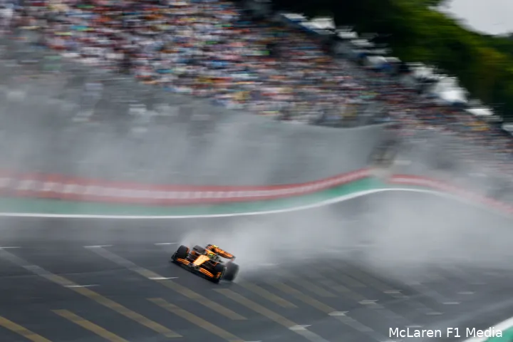 Norris op het rechte stuk.