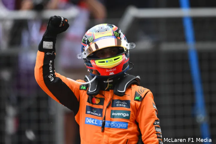 oscar piastri win china 2025 mclaren