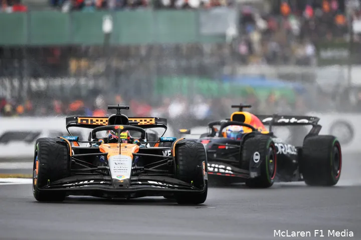 oscar piastri podium silverstone 2025 max verstappen