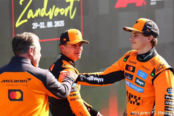 mclaren-oscar-piastri-lando-norris-zak-brown-gp-nederland-2025-zaterdag