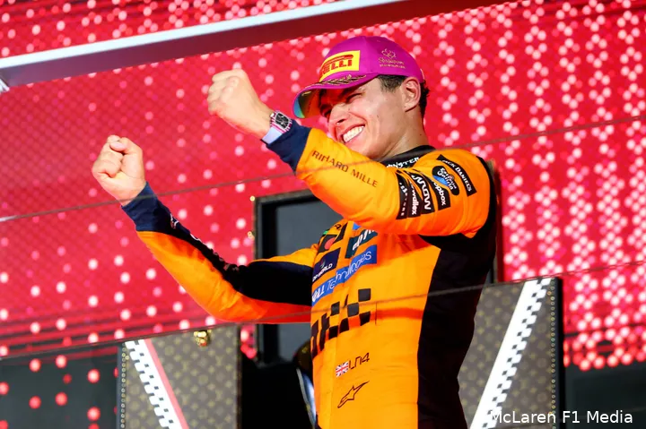 lando-norris-mclaren-2025-podium-blij
