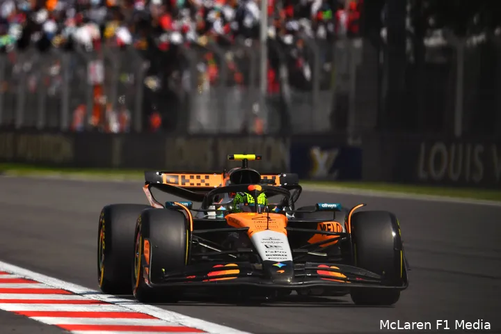 lando-norris-mclaren-mexico-zaterdag-2025