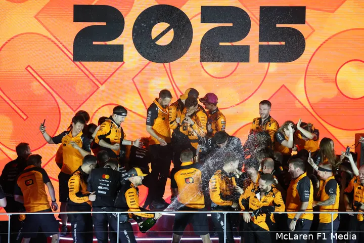mclaren-gp-singapore-2025-zondag-constructeurs-kampioen-3