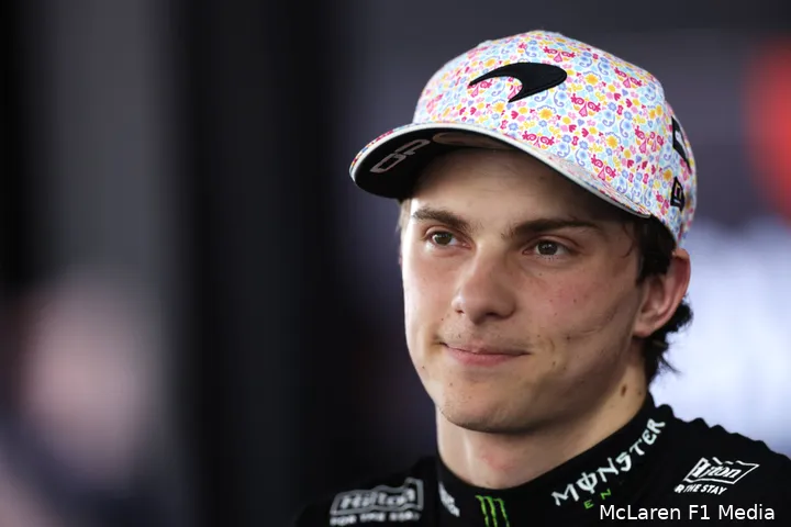 oscar-piastri-mclaren-mexico-zaterdag-2025
