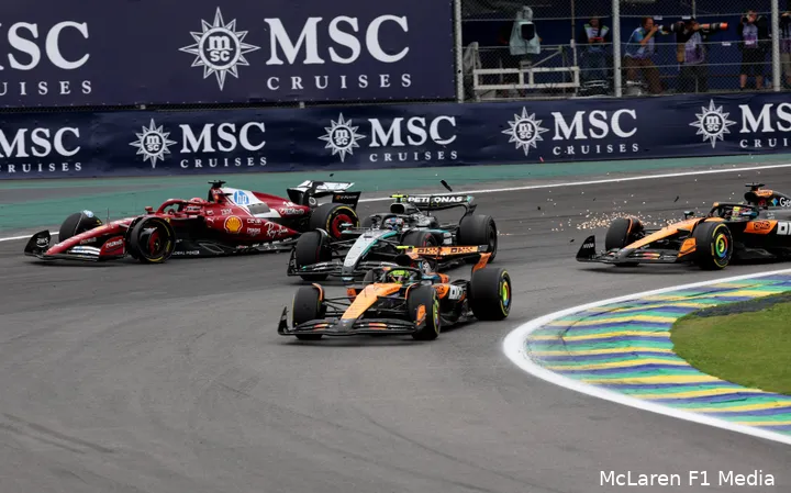 kimi-antonelli-mercedes-charles-leclerc-oscar-piastri-lando-norris-mclaren-gp-sao-paulo-brazilie-2025-zondag