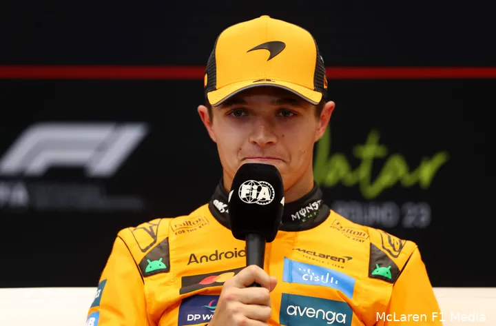 lando-norris-mclaren-gp-qatar-2025-zaterdag-4