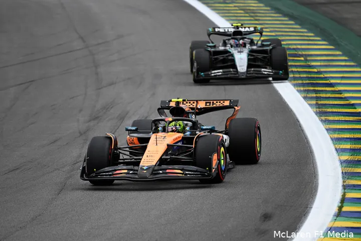 lando-norris-mclaren-gp-sao-paulo-brazilie-2025-zaterdag-andrea-kimi-antonelli-mercedes-3