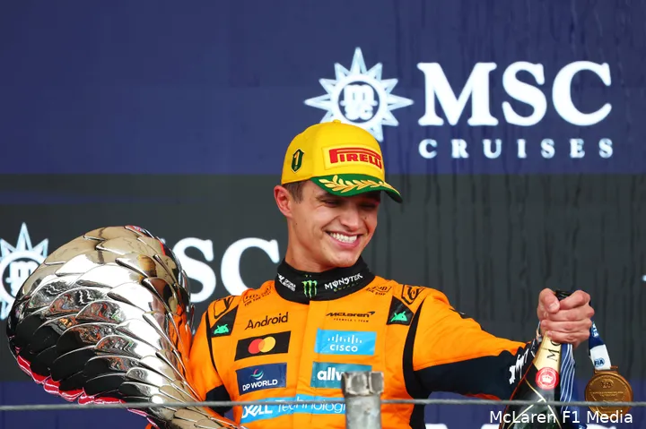 lando-norris-mclaren-gp-sao-paulo-brazilie-2025-zondag
