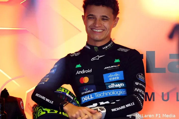 lando-norris-mclaren-abu-dhabi-2025-vt3