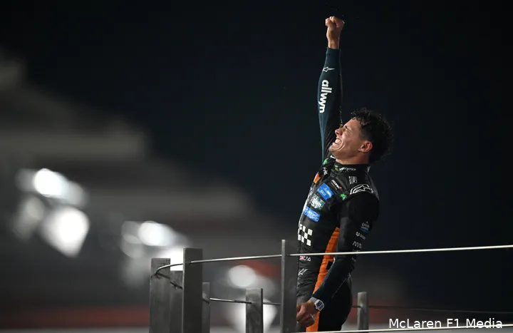 lando-norris-mclaren-abu-dhabi-zondag-kampioen