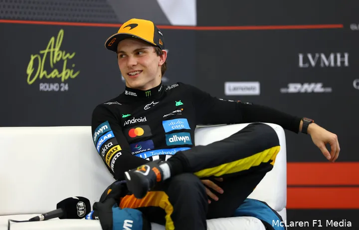 oscar-piastri-mclaren-gp-abu-dhabi-2025-zaterdag-17