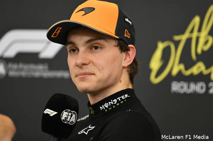 oscar-piastri-mclaren-gp-abu-dhabi-2025-zaterdag-25
