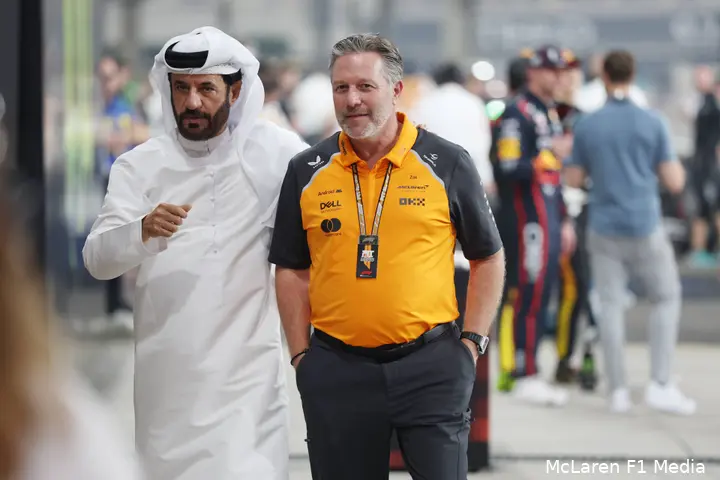 zak-brown-mclaren-gp-abu-dhabi-2025-zaterdag-mohammed-bin-sulayem-3