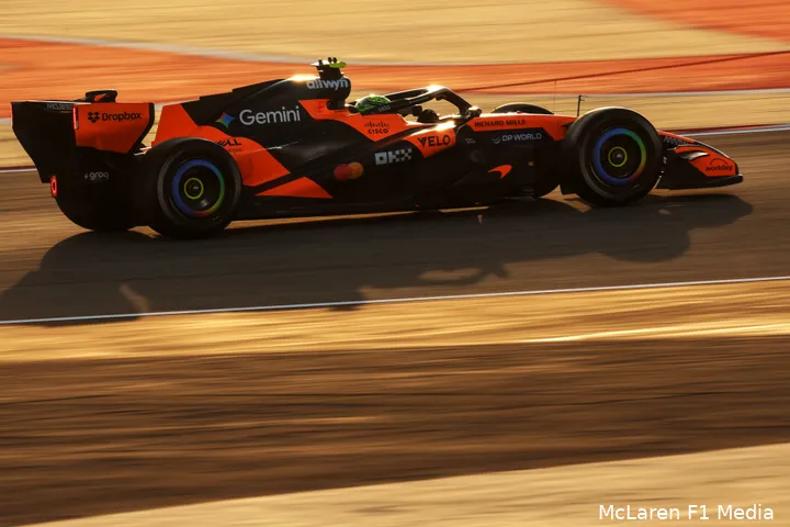 mclaren-lando-norris-mcl40-wintertest-bahrein-12