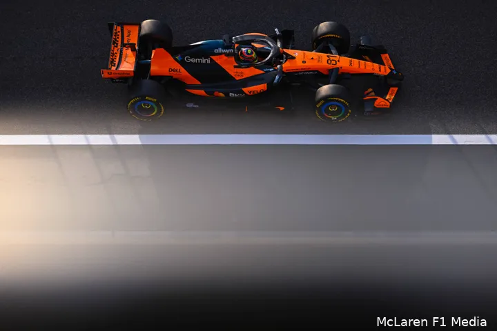 mclaren-oscar-piastri-bahrein-testdagen-dag-3-3