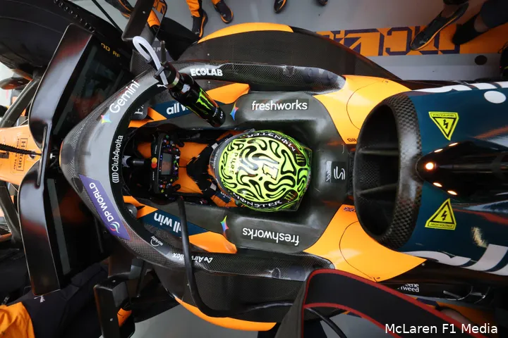 lando-norris-mclaren-gp-china-2026-vrijdag-14
