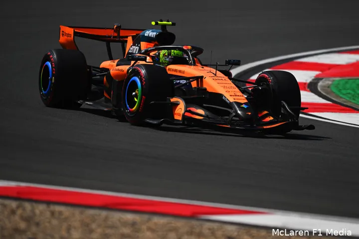 lando-norris-mclaren-gp-china-2026-vrijdag-20