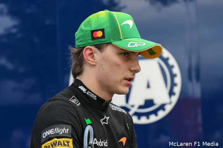 oscar-piastri-mclaren-zaterdag-australie (16)