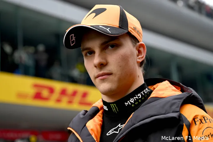 Piastri-zondag-China-McLaren-6