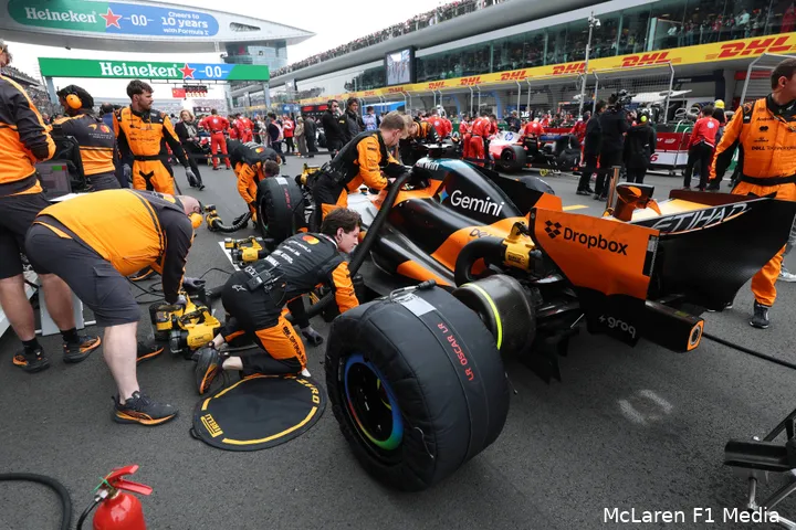Piastri-zondag-China-McLaren-9