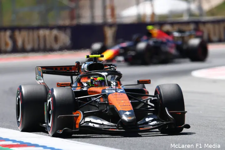 leonardo-fornaroli-mclaren-barcelona-vrijdag (2)