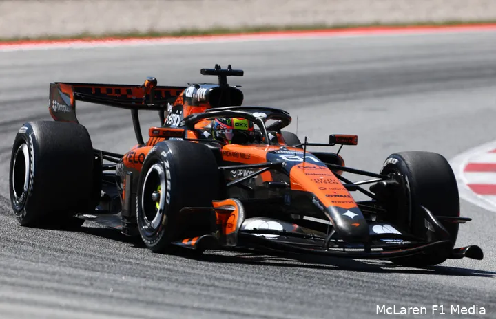 oscar-piastri-mclaren-gp-barcelona-catalonie-2026-zondag-2