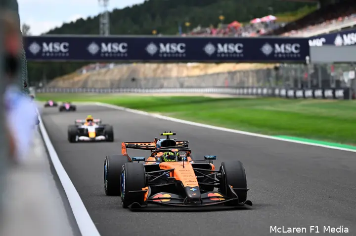 lando-norris-mclaren-gp-belgie-2026-zondag-3