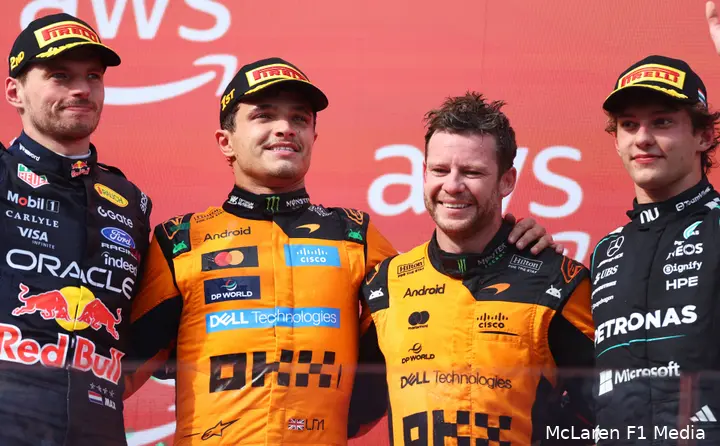 lando-norris-mclaren-gp-hongarije-2026-zondag-podium-andrea-kimi-antonelli-podium-max-verstappen-3