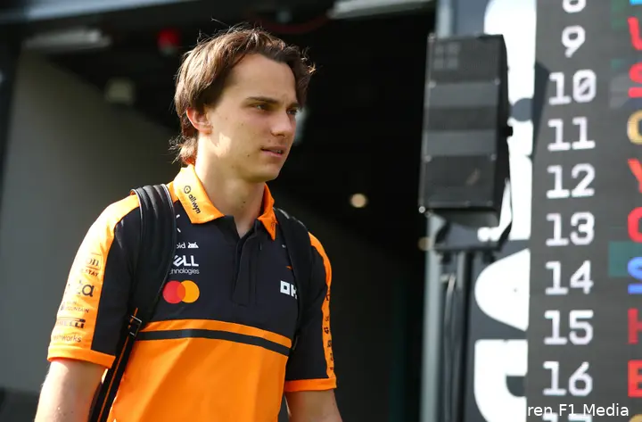 oscar-piastri-mclaren-2026-hongarije-zondag