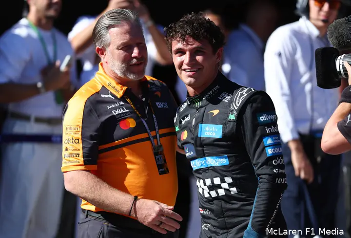 lando-norris-mclaren-gp-spanje-2026-zaterdag-zak-brown
