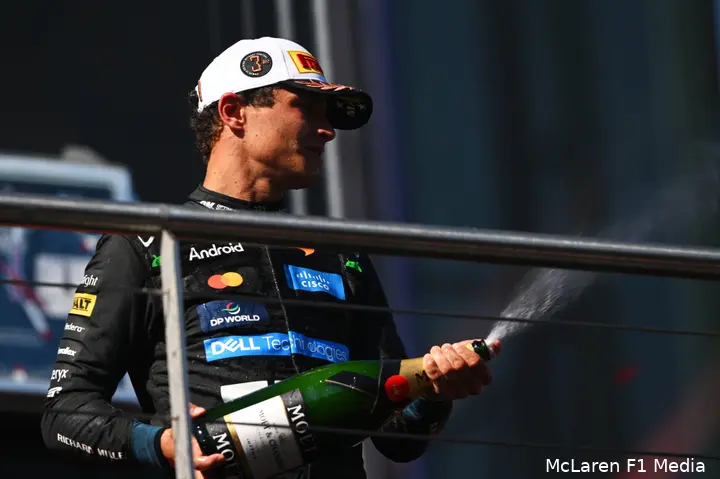 lando-norris-mclaren-gp-spanje-2026-zondag